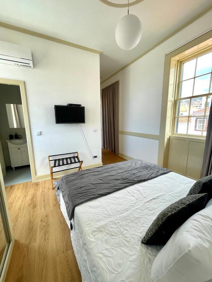 Carreira Apartments Harbour View Free Parking In Heart Funchal Esterno foto